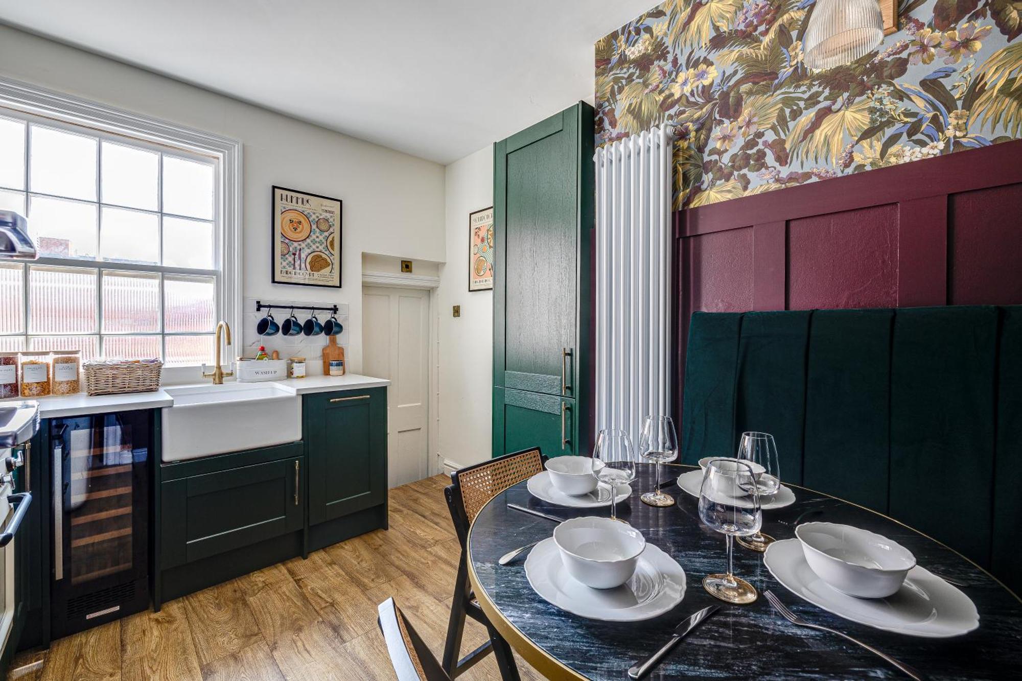 Insta-Worthy Loft On Historic Chester Rows, Sleeps 4 & Free Parking Екстер'єр фото