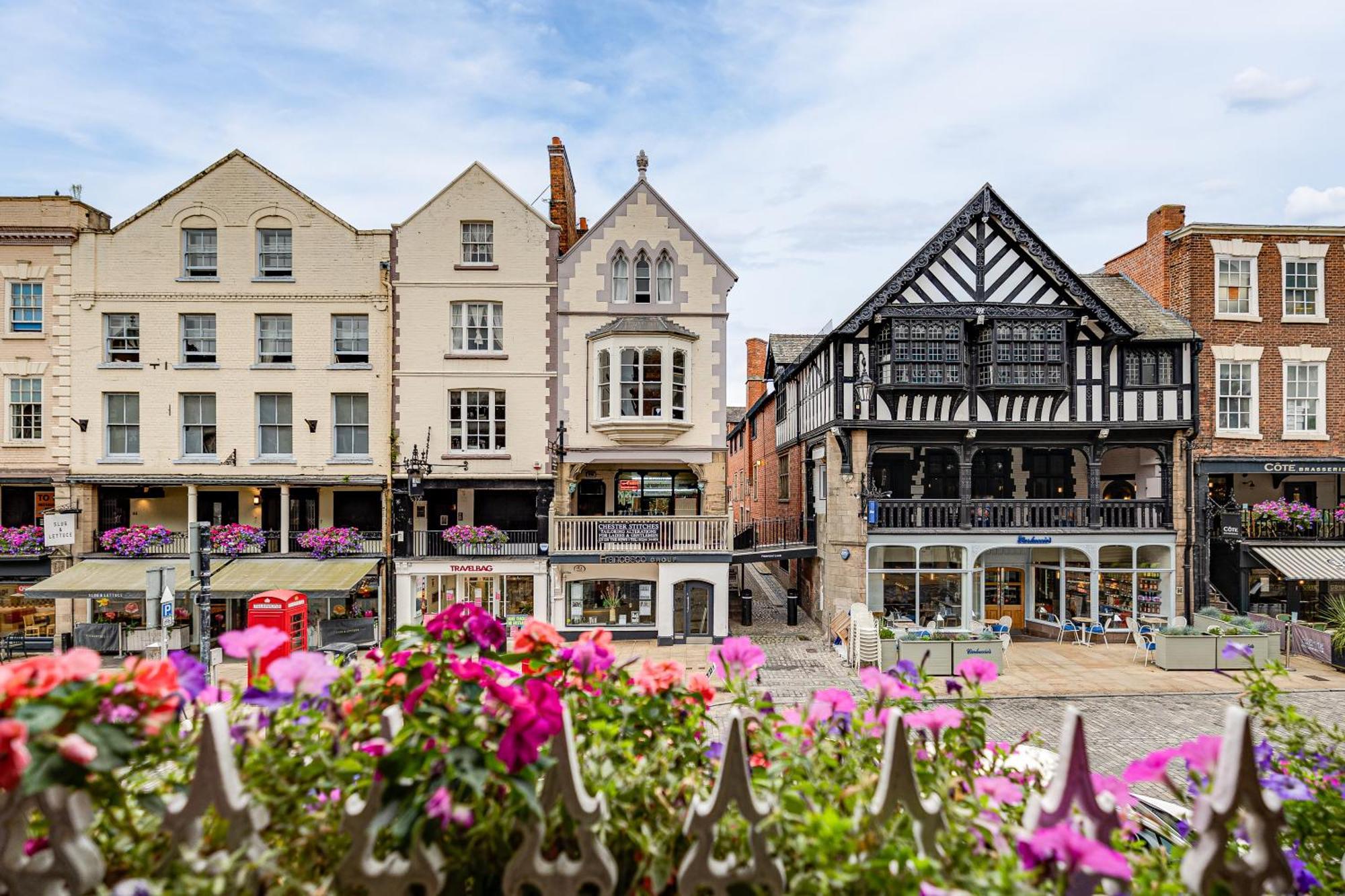 Insta-Worthy Loft On Historic Chester Rows, Sleeps 4 & Free Parking Екстер'єр фото